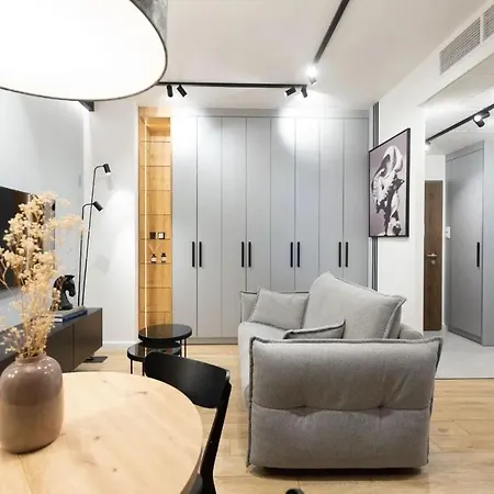 Wola Premium By Evibell Apartment *