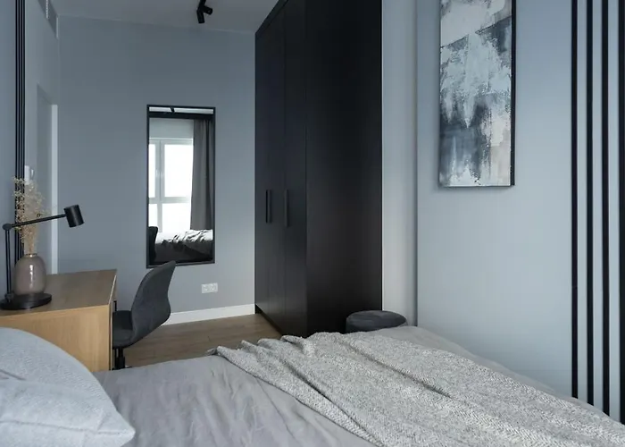 Wola Premium By Evibell شقة